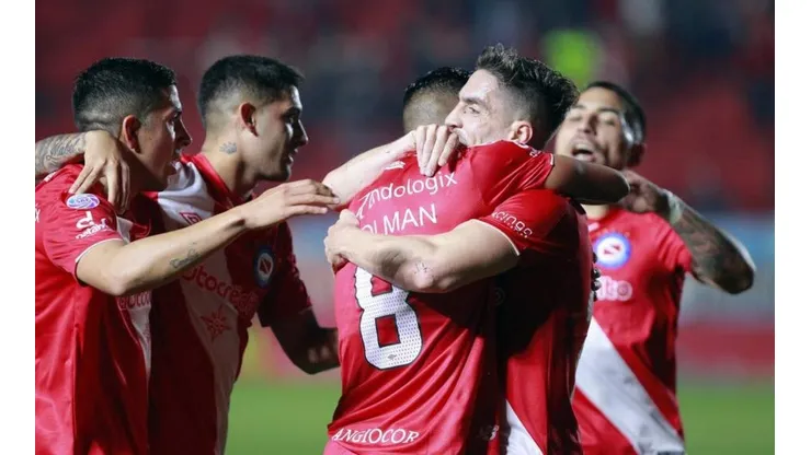 San Martín de Tucumán vs. Argentinos Juniors por la Copa Argentina.