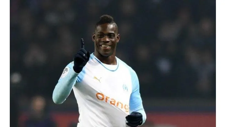 Un tipo raro: Balotelli le dedicó un mensaje a los hinchas de Flamengo y después fichó con otro equipo