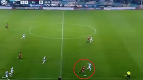 La patada de Sigali a Suárez.