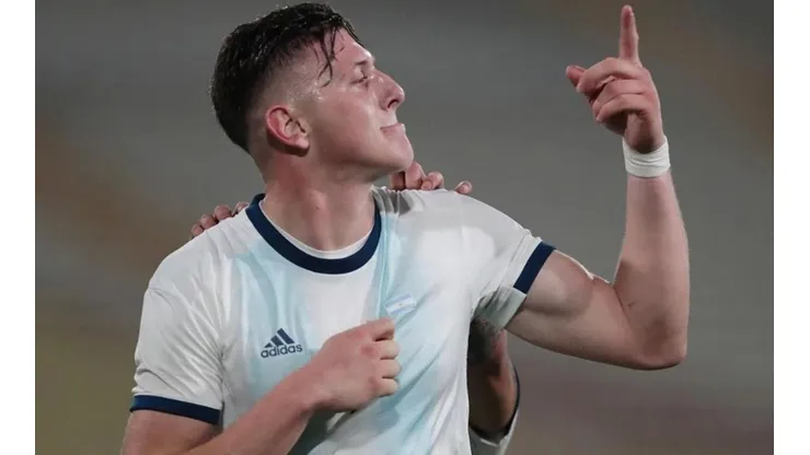 Adolfo Gaich con la Selección Argentina.