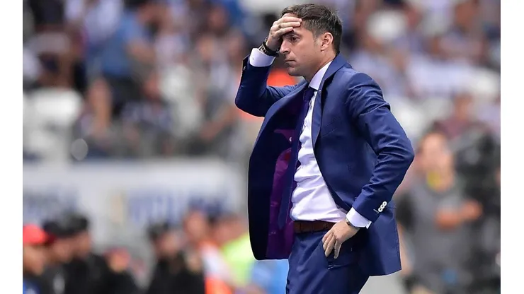 Monterrey se preocupa: el peor inicio defensivo con Alonso