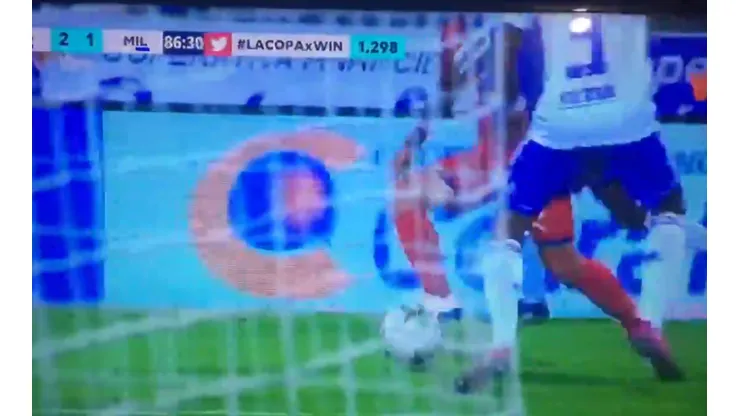 El absurdo error de Millonarios que le costó la derrota contra Medellín en Copa