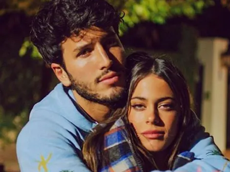 Tini sacó la lengua y nos mostró lo bien que la está pasando con Yatra en Los Ángeles