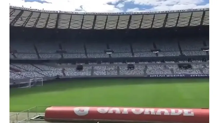 Video: así está el campo de juego del Mineirao esperando por River y Cruzeiro