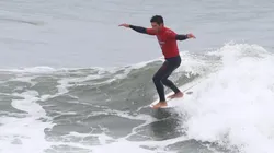 Clemente nació en Cajamarca y se inició en el Surf en la playa de Huanchaco, Trujillo.