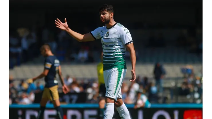 Adiós México para Néstor Araujo: "Quiero seguir en Europa"