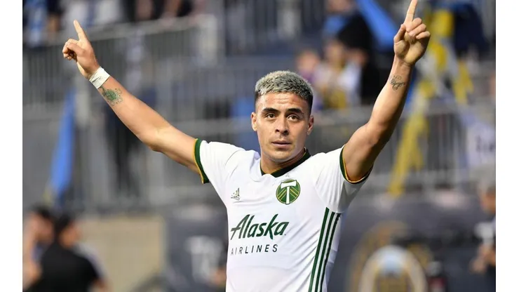 Otro doblete de Brian Fernández le dio el triunfo a Portland