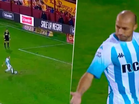 Video: Marcelo Díaz pateó un penal espantoso y su cara al mirar el césped lo dijo todo