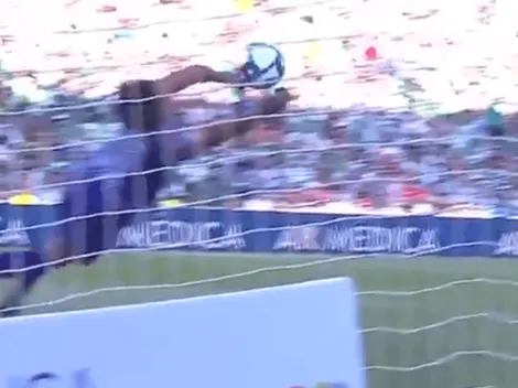 ¡Se lo comió Toño! Gol de tiro libre de Lozano de Santos a Chivas