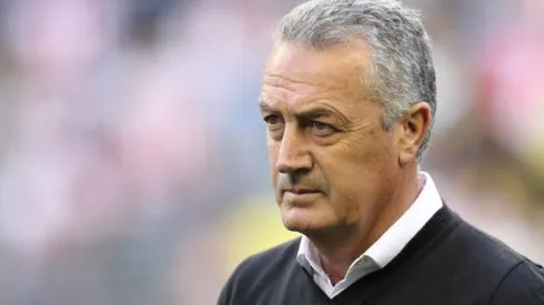 Alfaro quiso mantener la calma tras la derrota de Boca, pero no pudo