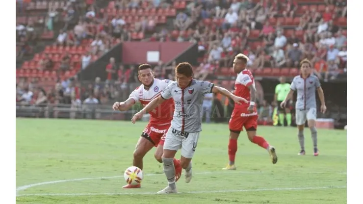 Colón vs. Argentinos Juniors por la Copa Sudamericana.