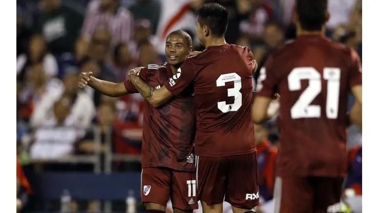 River Plate goleó a Chivas por 5 a 1