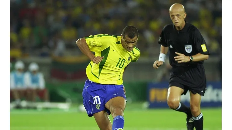 Rivaldo en la final del Mundial 2002.