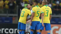 Dani Alves subió una foto con Messi y nos hizo emocionar a todos con su mensaje