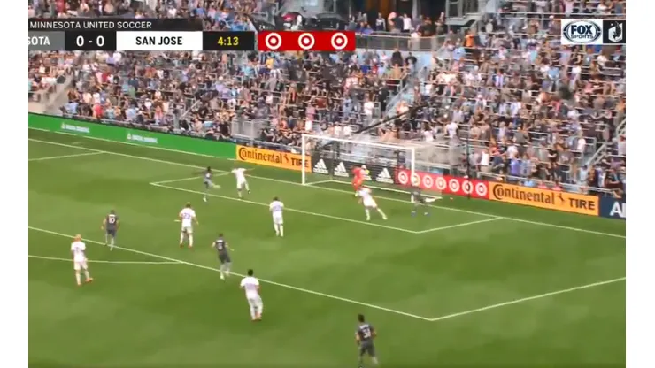 De primera y de volea: el golazo de Darwin Quintero para Minnesota United