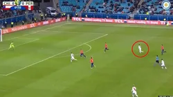 Paolo Guerrero se frenó, entendió todo, pero Cueva se comió el primero de Perú