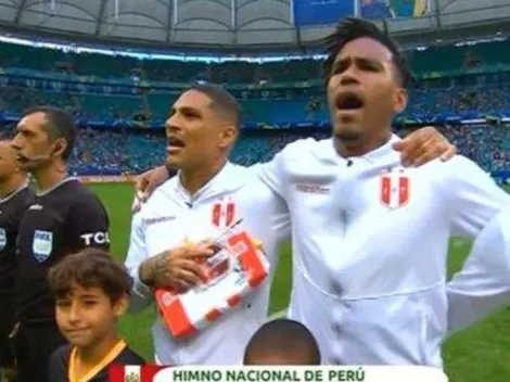 Los futbolistas de la Bicolor cantaron el himno con mucha más pasión que de costumbre