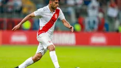 Preocupa: Carlos Zambrano sería la primera baja de Perú. Foto: Getty.