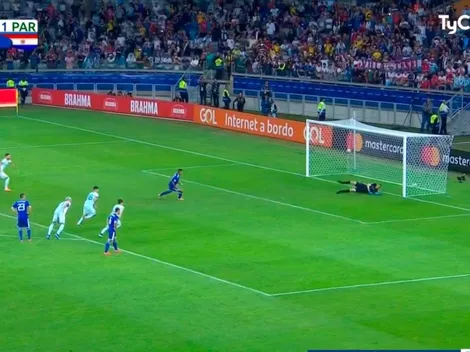 Un animal: penal para Paraguay y Armani se hizo gigante para salvar a Argentina