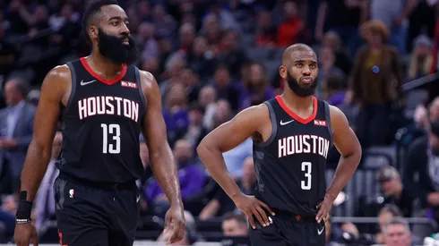 Se odian: Chris Paul y James Harden no se respetan y uno saldría del equipo en verano