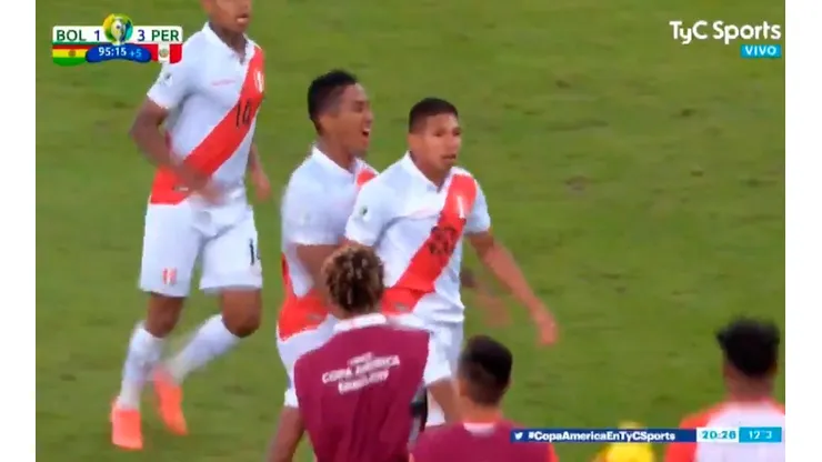 Flores y el golazo para liquidar el marcador en el Maracaná