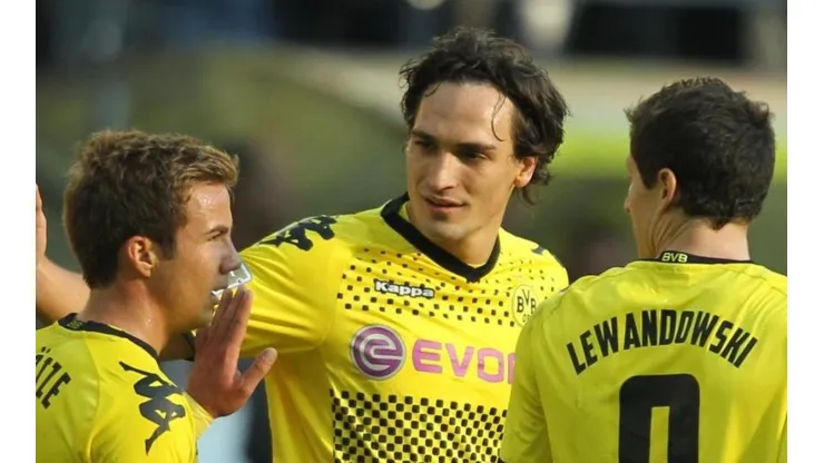 Desbloqueó otro nivel de traidor: se fue del Dortmund al Bayern y ahora volvió a casa