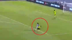 Se durmió: Anthony Lozano le robó el balón al central y descontó para Honduras