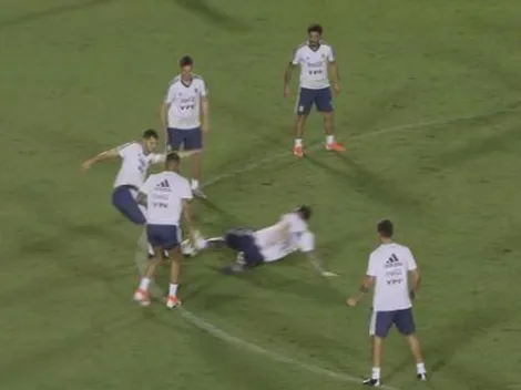 A Messi no le gustó nada ir al medio y fue a barrer como loco para robar la pelota