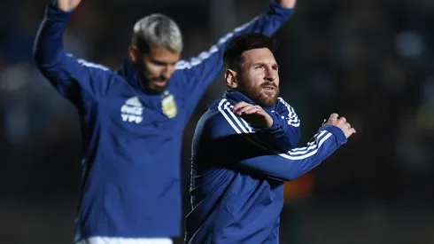 Foto de Lionel Messi con el Kun.