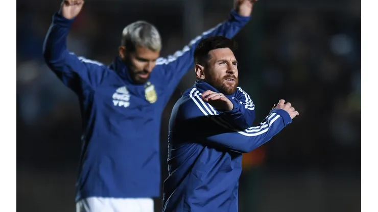 Foto de Lionel Messi con el Kun.