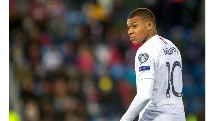 Kylian Mbappé durante la victoria de Francia.