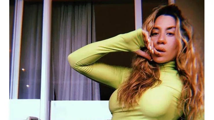 A Jimena Barón le pusieron que su foto "no deja nada a la imaginación" y la rompió con la respuesta