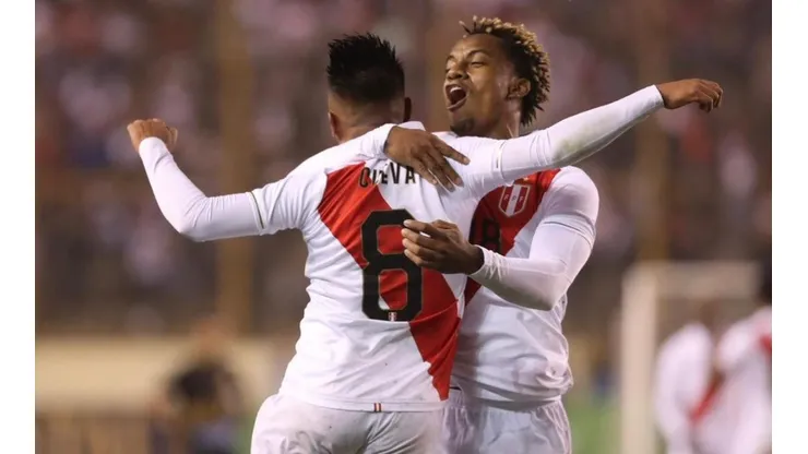 Un futbolista de la Bicolor no lo soportó más y le respondió a los críticos