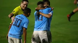 El festejo de los jugadores de Sporting Cristal.