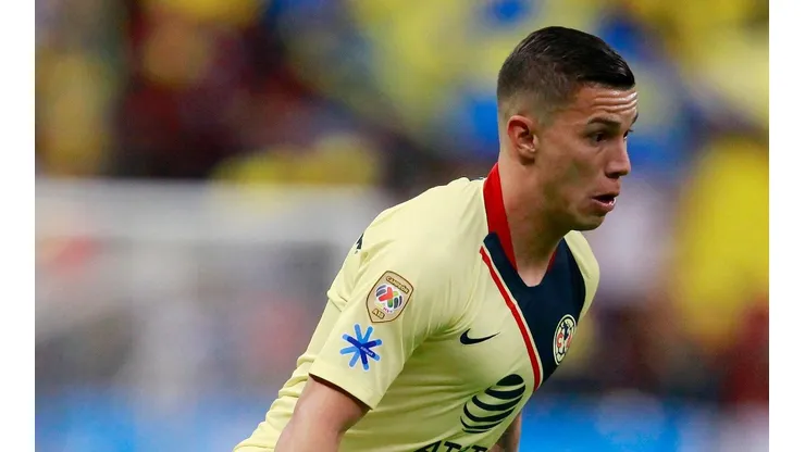 Un grande de Europa se mete en la disputa con Boca por Uribe
