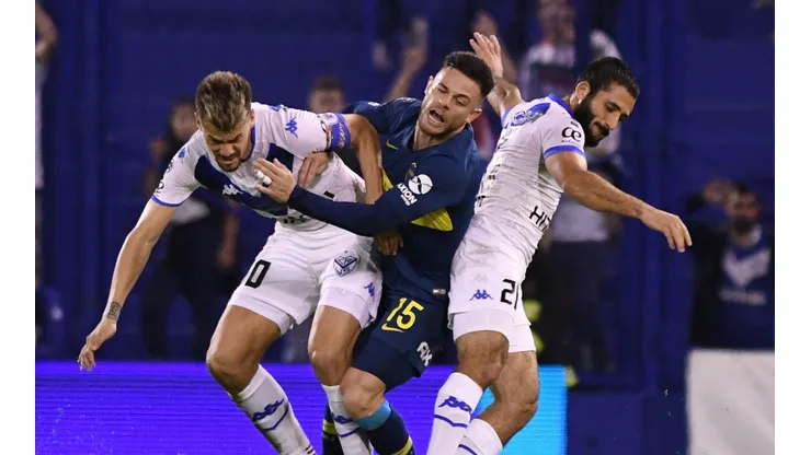 Nández en el encuentro ante Vélez.