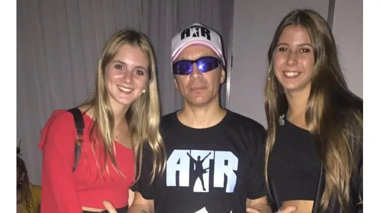 Se armó una remera 'hot' con un tuit de Pablo Lescano y él le dio 'Me Gusta' en Twitter