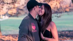 Chicharito subió una foto por el final de temporada y su esposa la comentó muy orgullosa