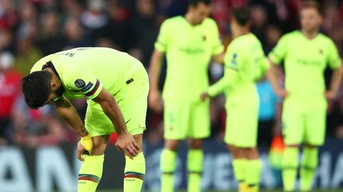 Foto de Luis Suárez sufriendo por el Barcelona.