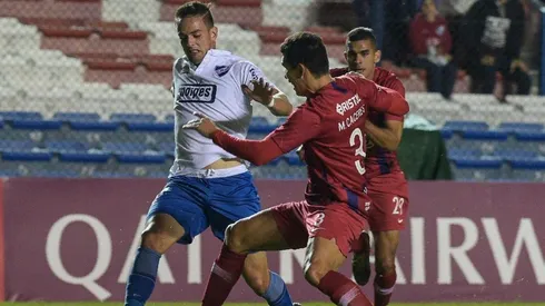 Partido parejo en Montevideo.