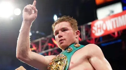 Canelo unificó tres coronas de peso mediano.