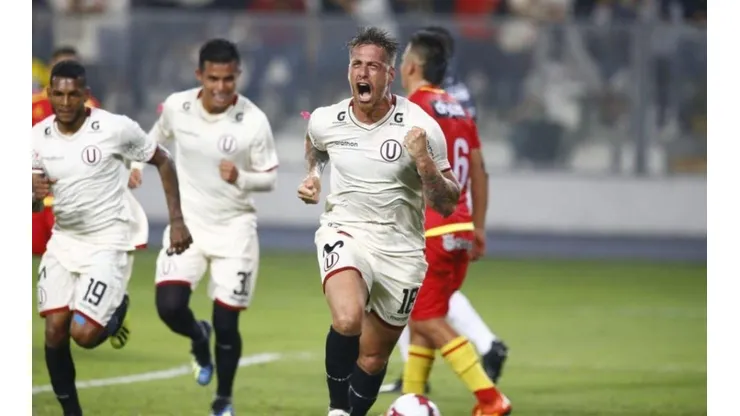 Germán Denis aseguró que a final de año Universitario alzará la Copa