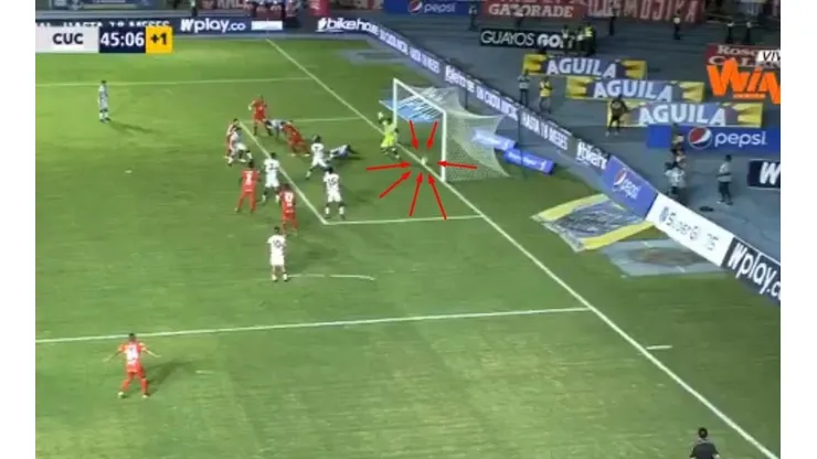 La línea le negó el primer gol a América contra Cúcuta.