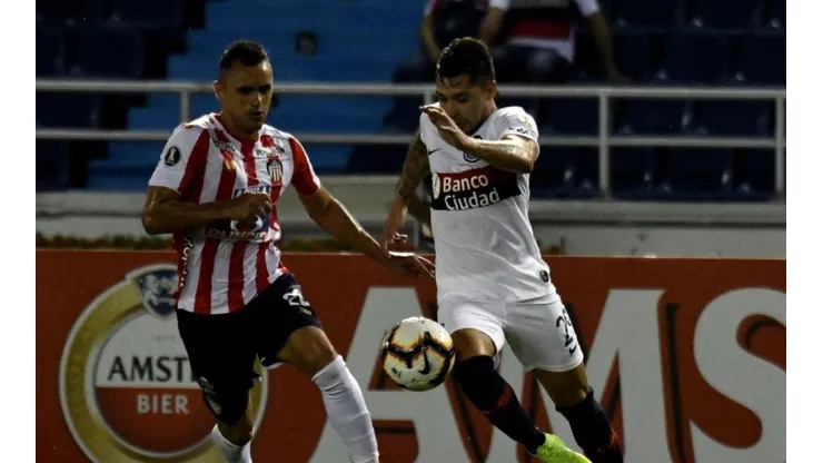 Hay luz al final del túnel: Junior le ganó a San Lorenzo y sueña con la Sudamericana