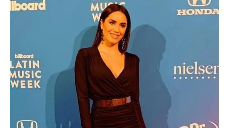 Lali Esposito llegó a Las Vegas, metió el look más llamativo de todos y posó para la cámara