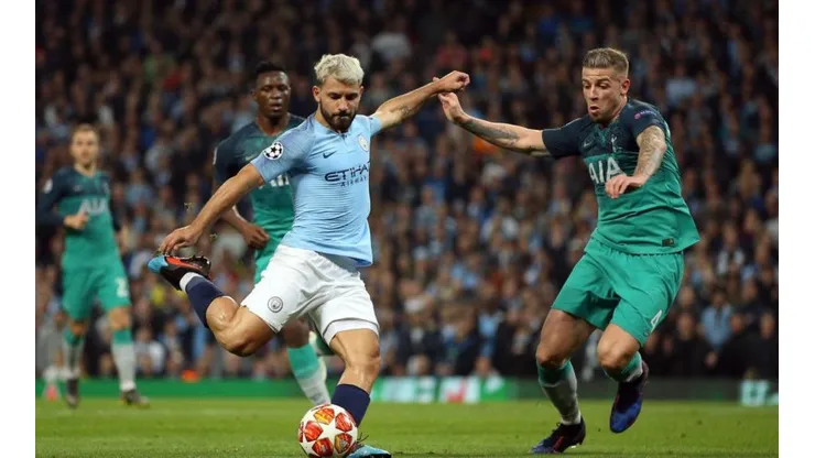 Manchester City vs Tottenham por la Premier League.