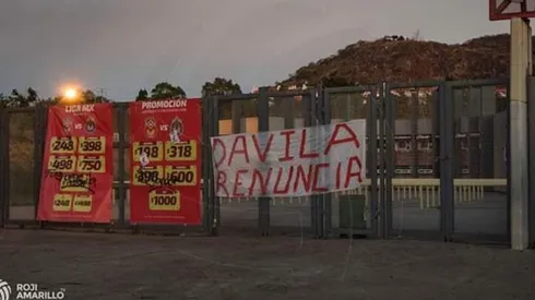 La afición de Morelia explotó antes de recibir a Chivas