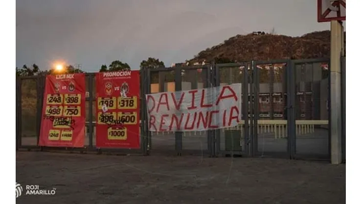 La afición de Morelia explotó antes de recibir a Chivas