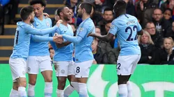 Sterling lleva de la mano al Manchester City hasta la cima de la Premier