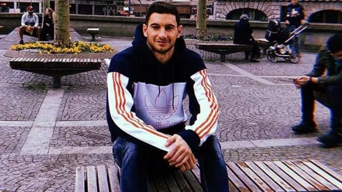 Alario subió una foto con toda la facha pero el Pity Martínez no lo perdonó y lo trolleó en los comentarios